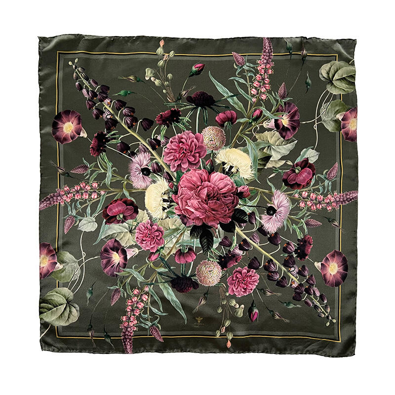 Silketørklæde -Blossom garden 50cm.